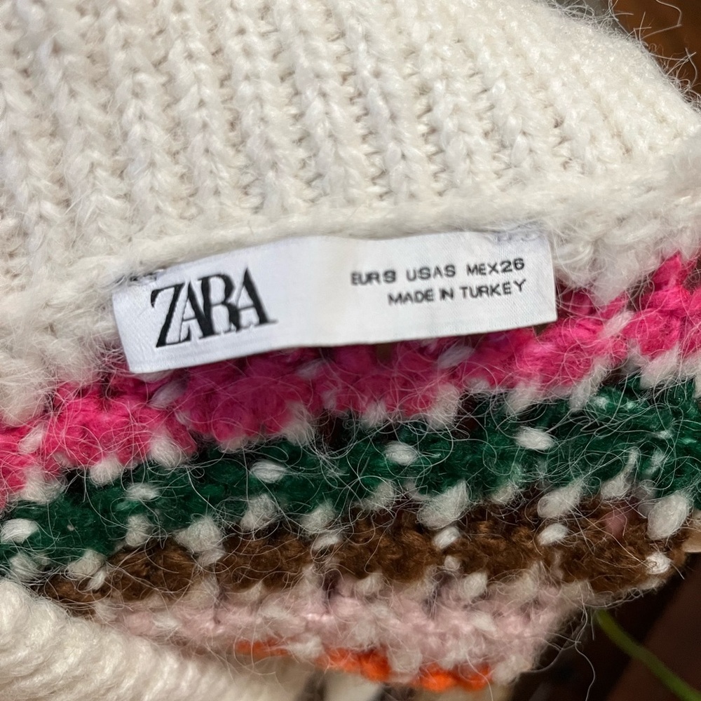 Sweater bundle ! - Picture 2 of 6